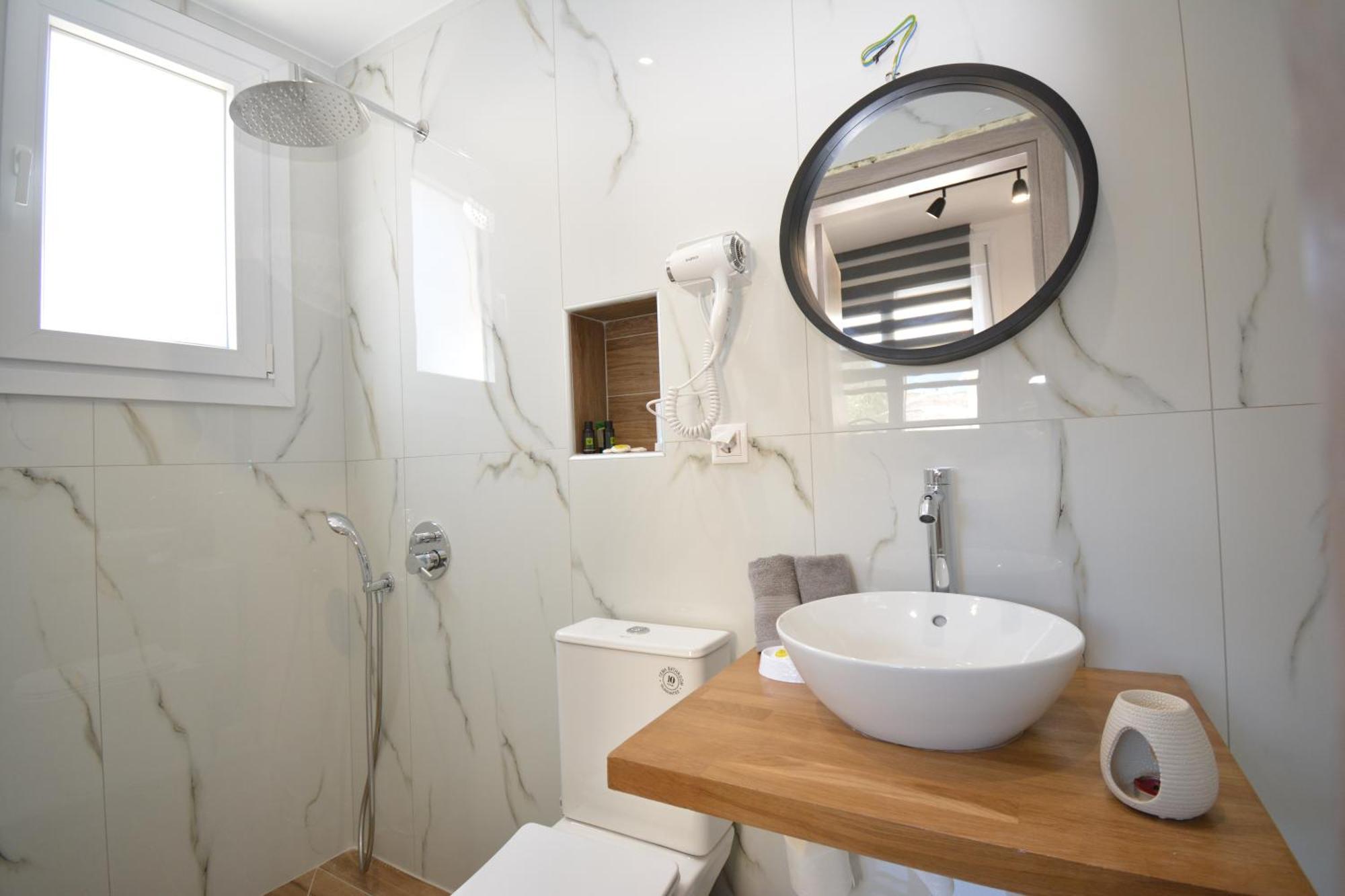 Michalianna Suites "By Checkin" กูเวส ภายนอก รูปภาพ