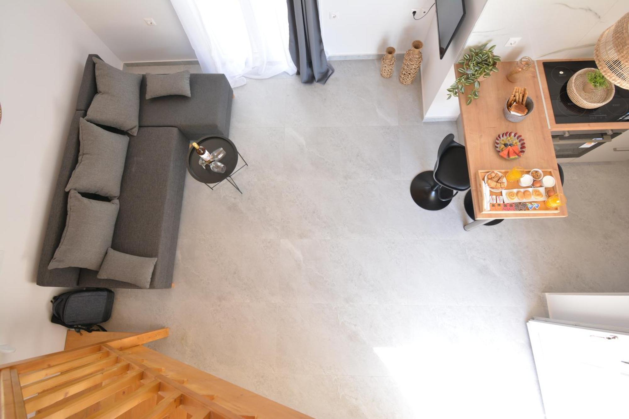 Michalianna Suites "By Checkin" กูเวส ภายนอก รูปภาพ